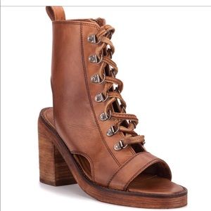 Vintage Foundry Co Boots